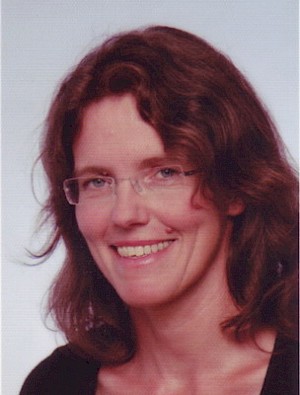 Dr. Petra Clausen