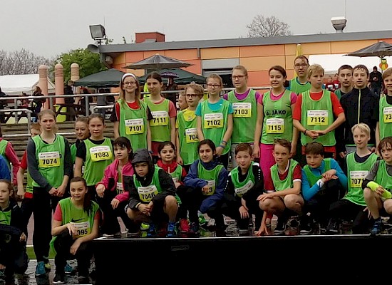 Beim Frühjahrsvolkslauf hat unser Team den Schul-Cup verteidigt!