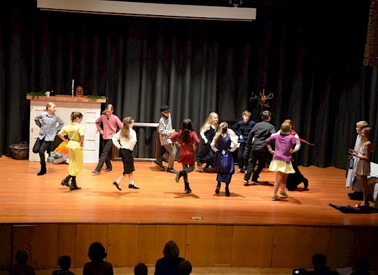 Aufführung des 'English Drama Club'