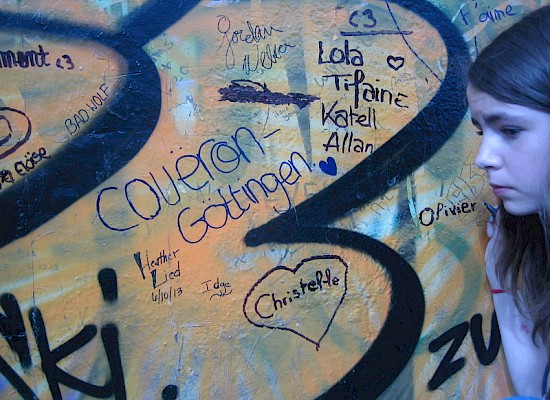 Couëron-Austausch auf der Berliner Mauer verewigt