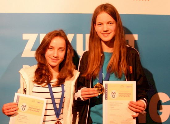 Preisträgerinnen bei der Landesrunde der Mathe-Olympiade