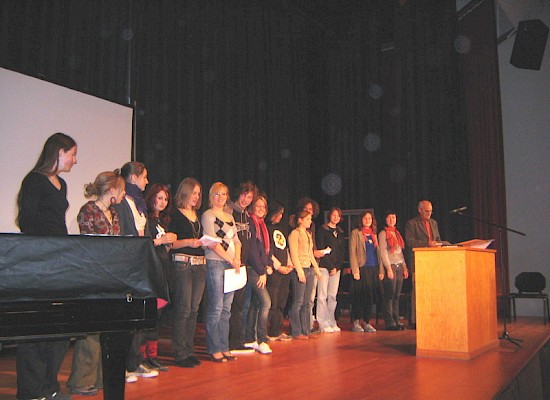 Erinnerung an den ehemaligen FKG-Schüler Robert Gernhardt