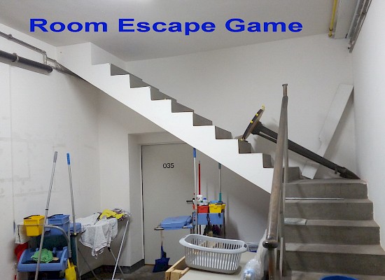 Room Escape Game