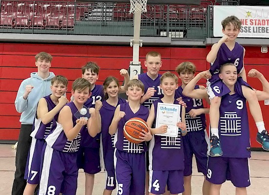 Basketballer sind Landesmeister!